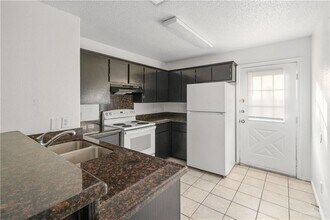 14 West Dr in Edinburg, TX - Foto de edificio - Building Photo