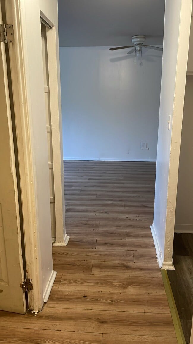 3265 E 143rd St, Unit 105