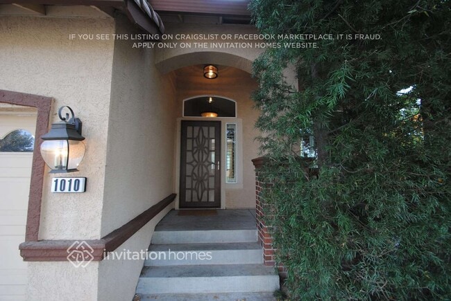 1010 Malton Way in Galt, CA - Foto de edificio - Building Photo