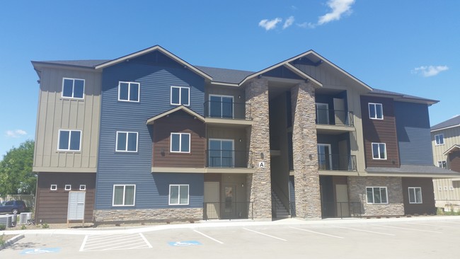 Pennwood Apartments in Meridian, ID - Foto de edificio - Building Photo