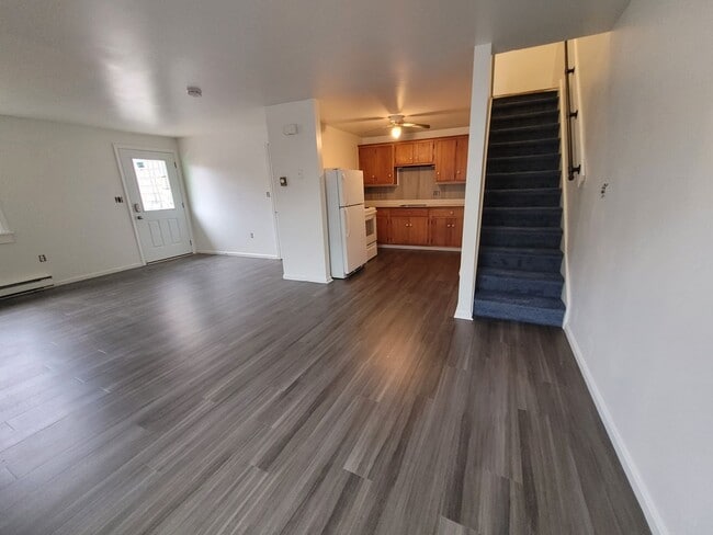 property at 5 W Franklin St