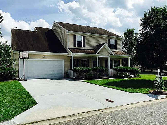 property at 2437 Annie Cir