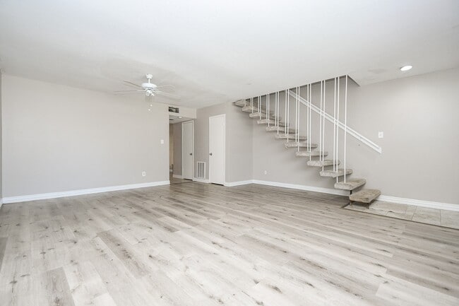 property at 6111 Fondren Rd
