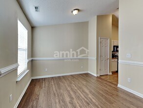 919 Pebblestone Dr in Durham, NC - Foto de edificio - Building Photo