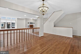 10949 Whiterim Dr in Potomac, MD - Building Photo - Building Photo