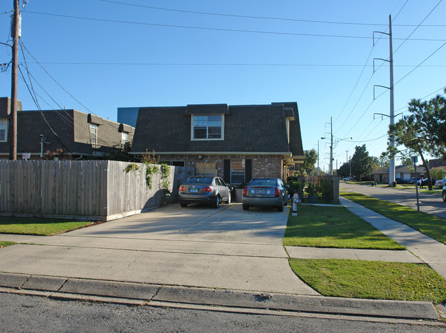 Metairie Plaza Apartments photo'