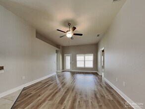 387 Buchannan Dr in Davenport, FL - Building Photo - Building Photo