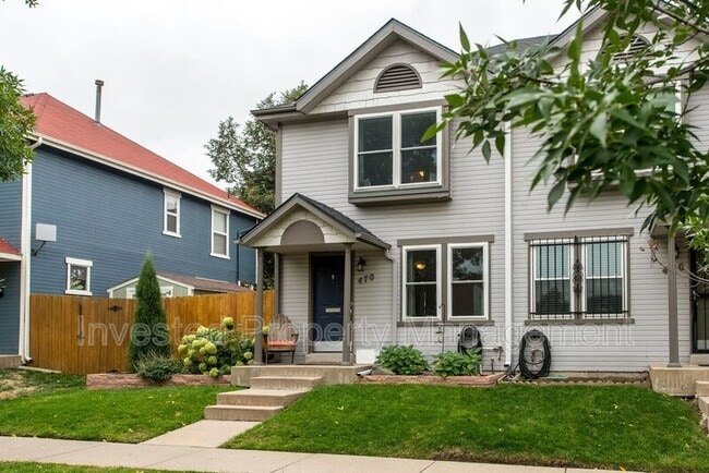 property at 470 W 4th Ave