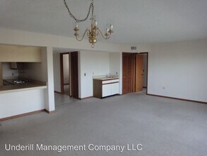 5011 Dixie Hwy NE-Unit -#A311 in Palm Bay, FL - Foto de edificio - Building Photo