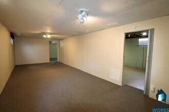 8330 S Cherrywood Dr in Lincoln, NE - Building Photo - Building Photo