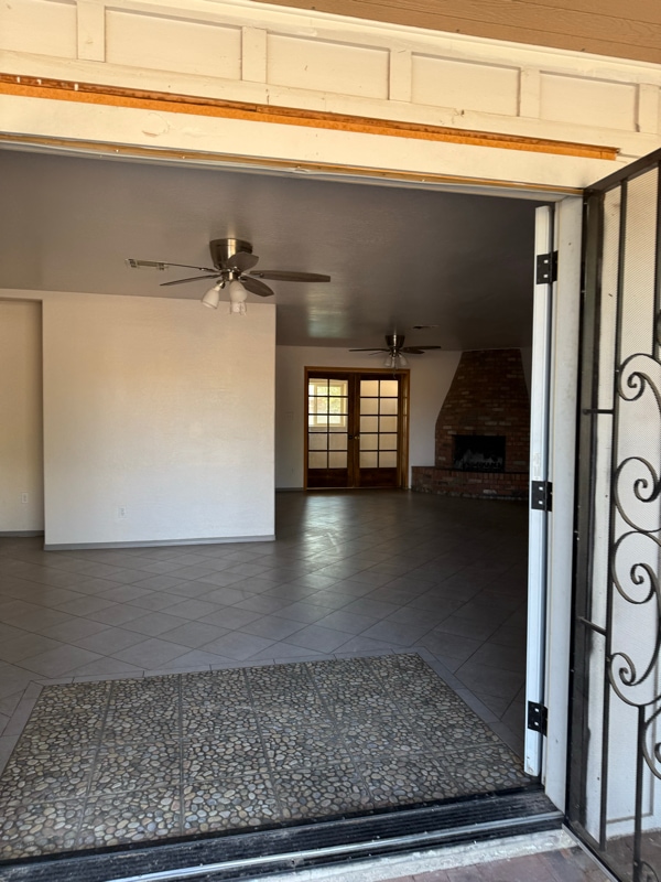 2923 W Rose Ln in Phoenix, AZ - Foto de edificio - Building Photo