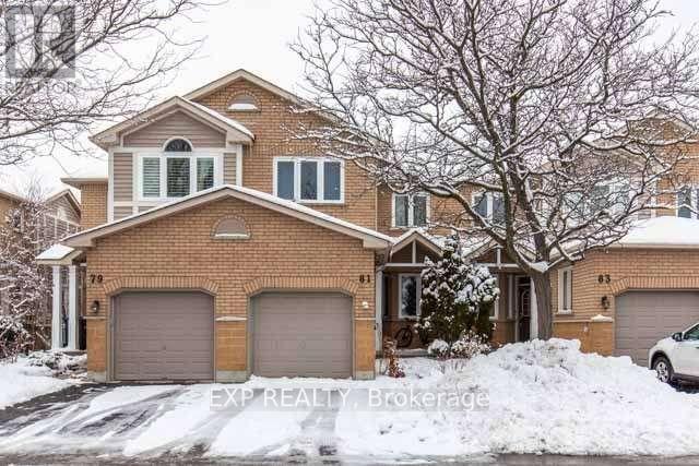833 Scollard Ct in Mississauga, ON - Building Photo