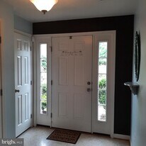 1247 Mare St in Ranson, WV - Building Photo