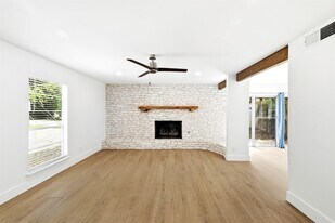 6202 Laurel Valley Dr in Austin, TX - Building Photo