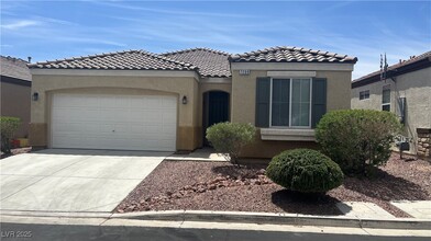 7299 Forest Village Ave in Las Vegas, NV - Building Photo - Building Photo
