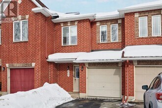 2047 Dunollie Crescent in Ottawa, ON - Building Photo - Building Photo