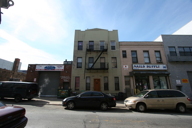 332 37th St in Brooklyn, NY - Building Photo - Building Photo