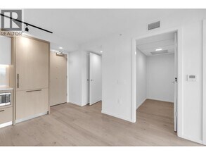 2729 Kingsway in Vancouver, BC - Building Photo - Building Photo