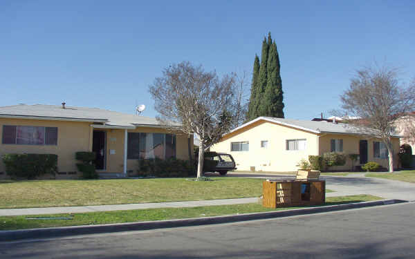 6707-6711 King Ave in Bell, CA - Building Photo - Building Photo