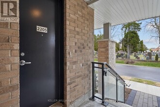 58 Elizabeth St S in Richmond Hill, ON - Building Photo - Building Photo