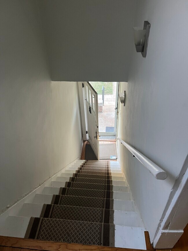 1229 Claytonia Ter, Unit 2 in St. Louis, MO - Foto de edificio - Building Photo