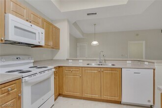 9025 Colby Dr in Ft. Myers, FL - Building Photo - Building Photo