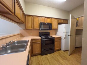 2901 San Jacinto Blvd, Unit 109 in Austin, TX - Building Photo - Building Photo
