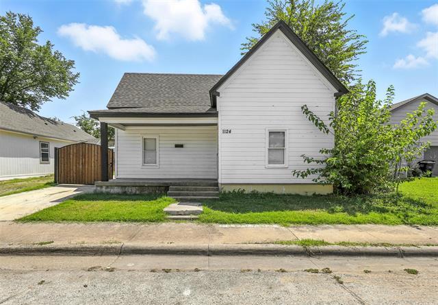 property at 1124 E Hattie St