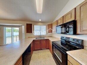 261 Walton Dr in North Salt Lake, UT - Building Photo - Building Photo