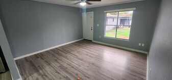1013 Reynosa St, Unit # 1 in Mission, TX - Building Photo
