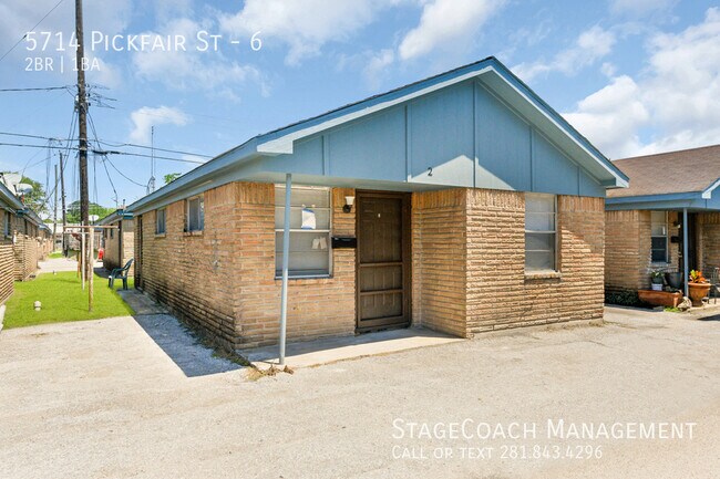 5714 Pickfair St in Houston, TX - Building Photo - Building Photo