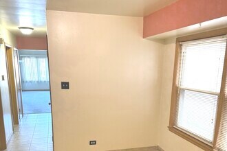 7121 W Foster Pl in Chicago, IL - Building Photo - Building Photo