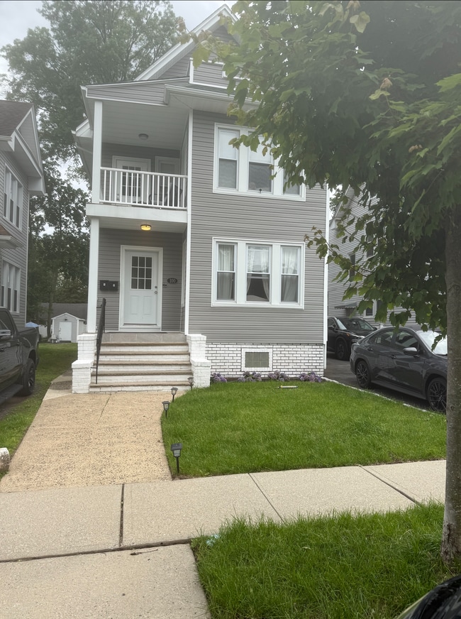 100 Lincoln St, Unit 2