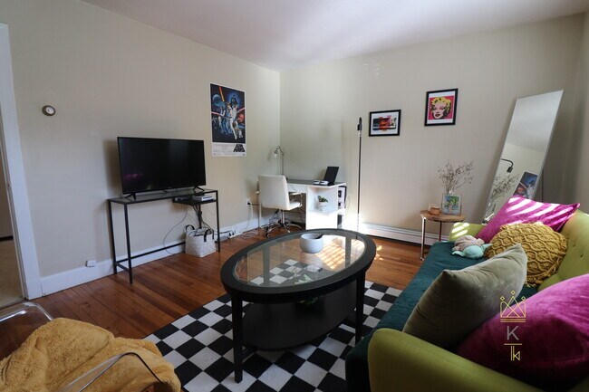 38 Beechcroft St in Boston, MA - Building Photo - Building Photo