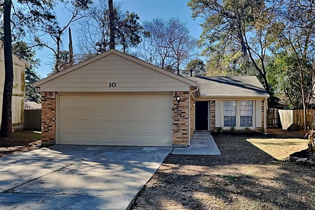 10 Hasting Oak Ct in Spring, TX - Building Photo