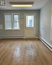 52 Walter St in Kitchener, ON - Building Photo - Building Photo