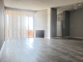 3711 Emerald St in Torrance, CA - Building Photo - Building Photo