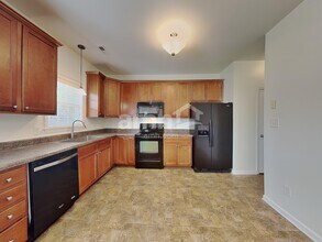 645 Commander Dr in Wendell, NC - Building Photo - Building Photo