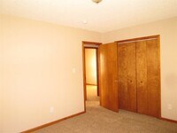 114 Nicole Ct photo'