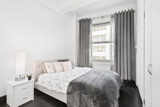 88 Greenwich St-Unit -: 420 in New York, NY - Building Photo - Building Photo