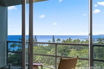 223 Saratoga Rd in Honolulu, HI - Foto de edificio - Building Photo