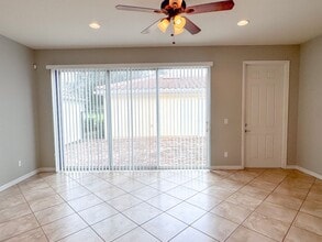 11992 Lorenza Ln in Orlando, FL - Building Photo - Building Photo