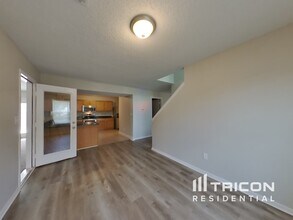 1401 Thomas Dr in Lebanon, IN - Foto de edificio - Building Photo
