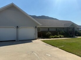 198 Mystic Ln in Butte, MT - Building Photo