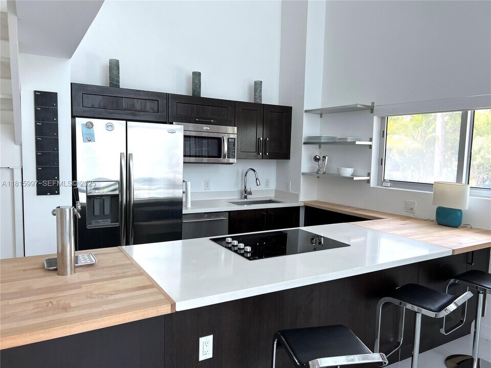 401 Jefferson Ave in Miami Beach, FL - Building Photo