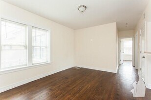 3828 N Sheffield Ave, Unit 3W in Chicago, IL - Building Photo