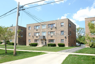 110 W Willow St Apartments