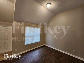 2882 Ward Lake Way in Ellenwood, GA - Foto de edificio - Building Photo