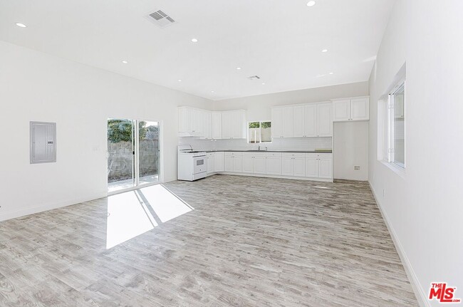 9958 Marklein Ave in Los Angeles, CA - Building Photo - Building Photo