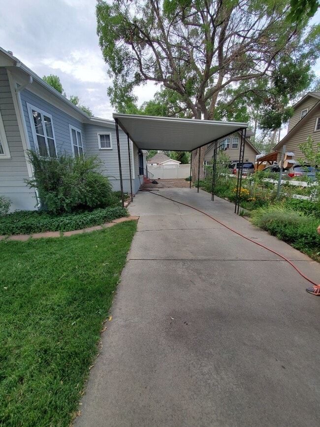 607 Floral Ave in Canon City, CO - Building Photo - Building Photo